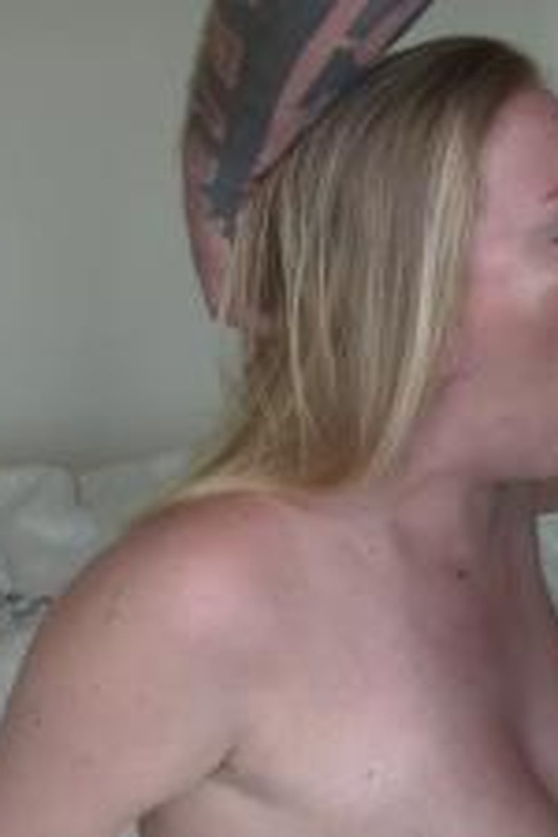 Step-Mommy Bundle - Screenshot 1 of 4 - Fantasy