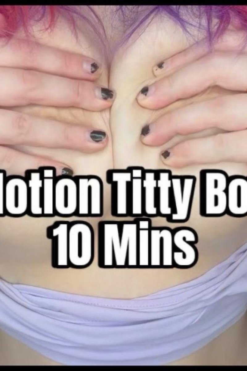 Slow Motion Titty Bouncing - Screenshot 1 of 4 - Big Tits