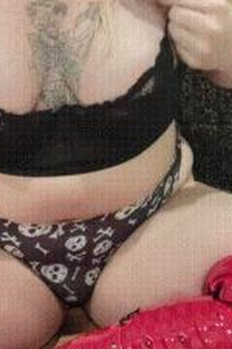 Pierced Tit Oiling - Screenshot 1 of 4 - Big Tits