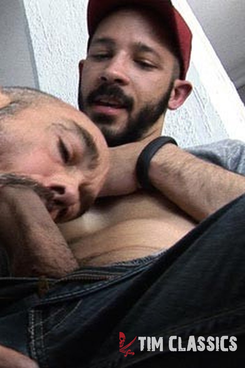 Dylan & Nick - Screenshot 1 of 4 - Dylan Strokes