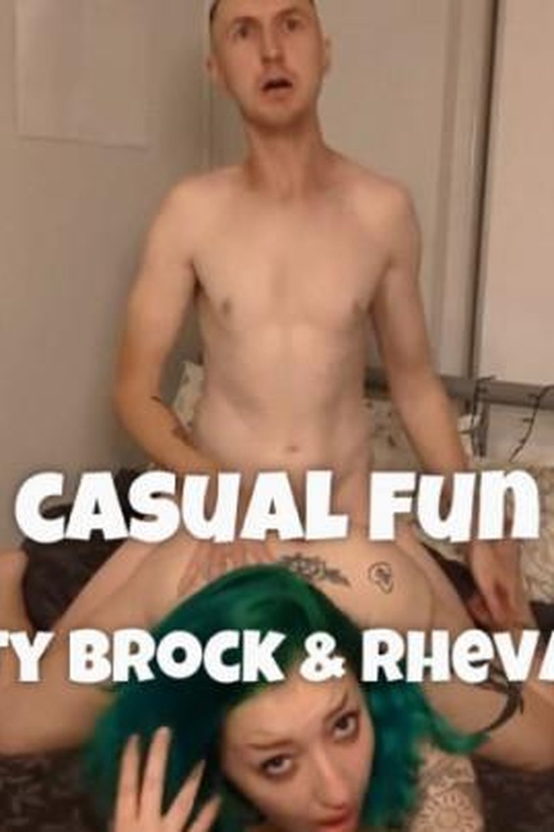 Casual Fun - Screenshot 1 of 4 - Blowjob