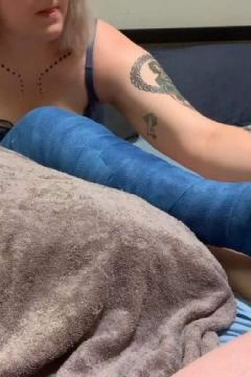 Casted Footjob Compilation - Screenshot 1 of 4 - Cast Fetish