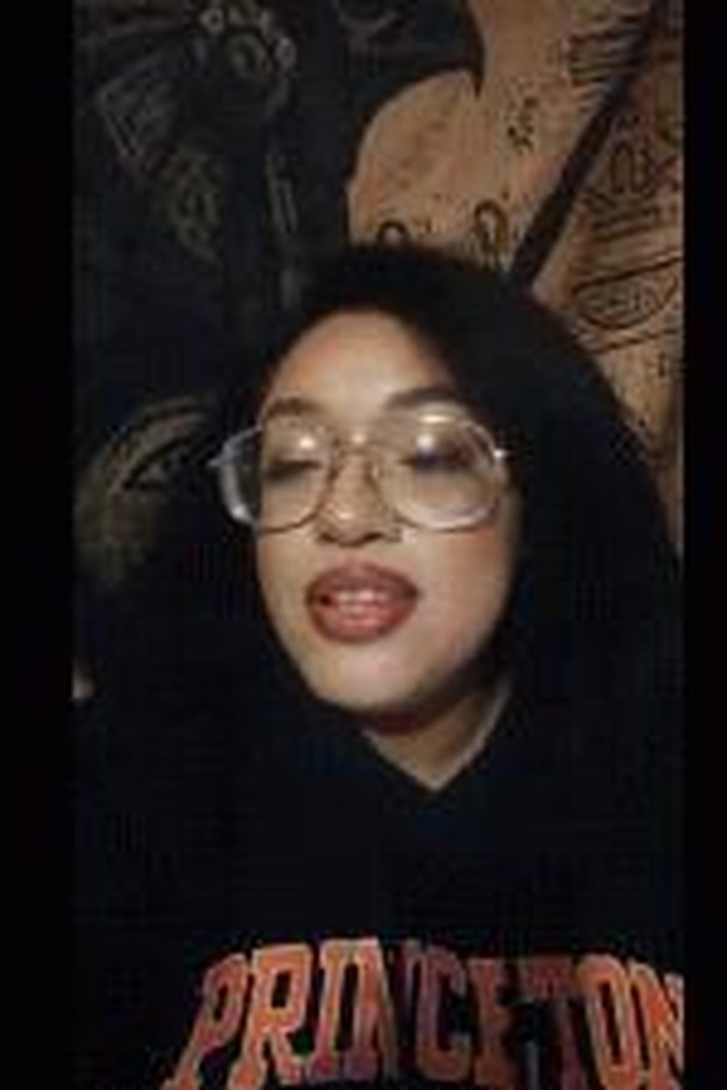 Ari Lipsync - Screenshot 1 of 4 - Full Lips