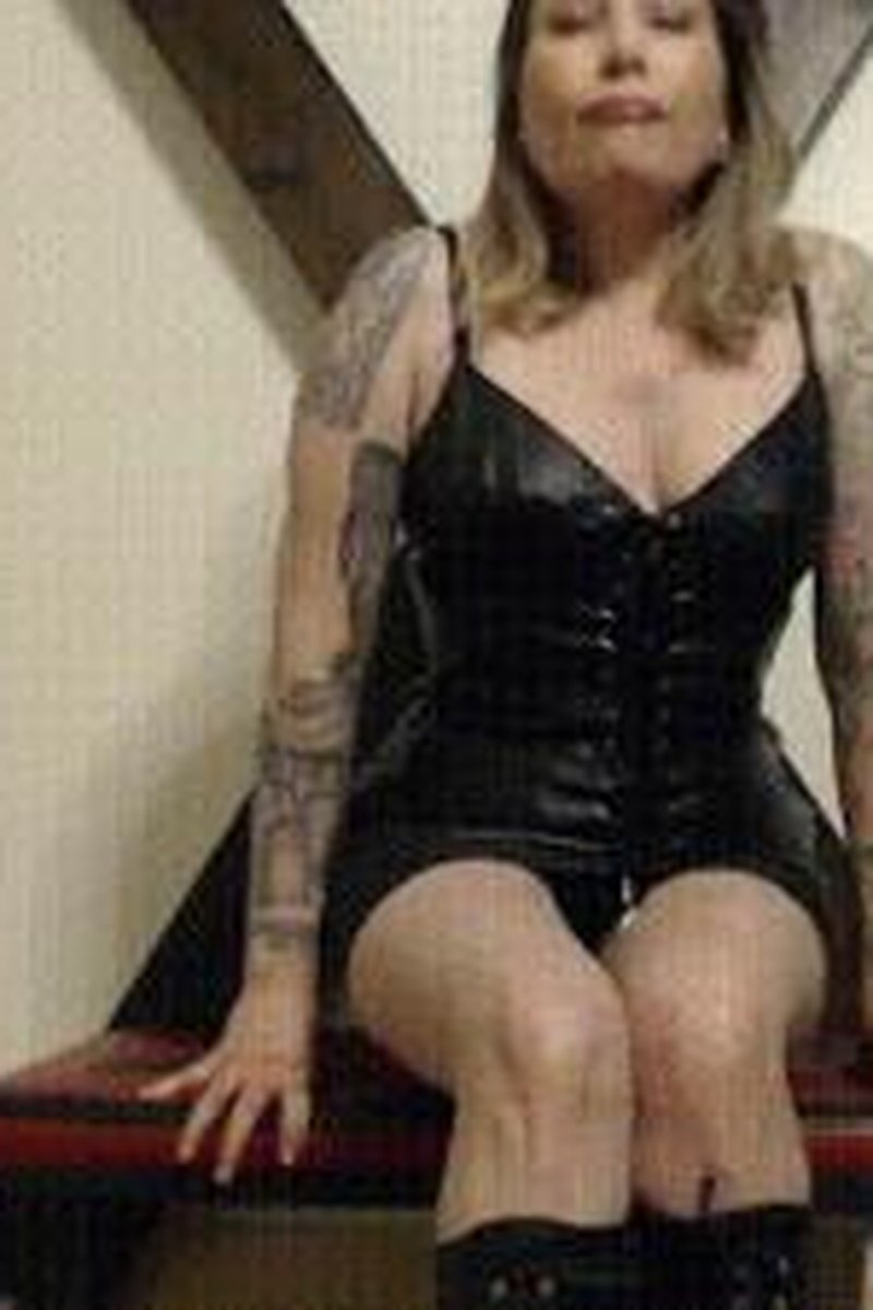 JOI - Screenshot 1 of 4 - Humiliation