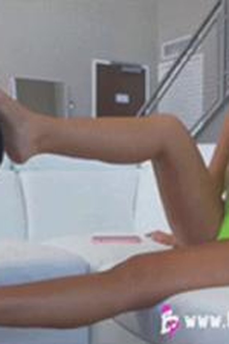 Beta Foot Slave - Screenshot 1 of 4 - Booty And Soles