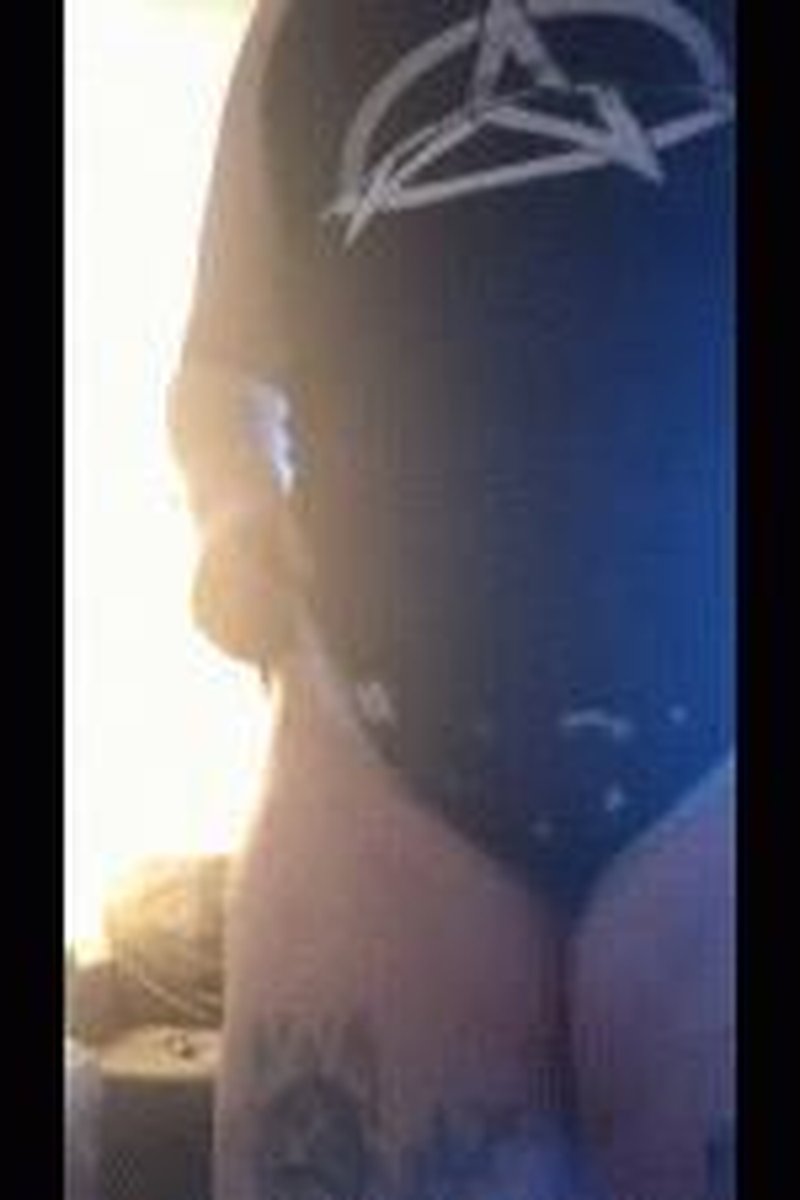 Ass Clapping - Screenshot 1 of 4 - Ass Fetish