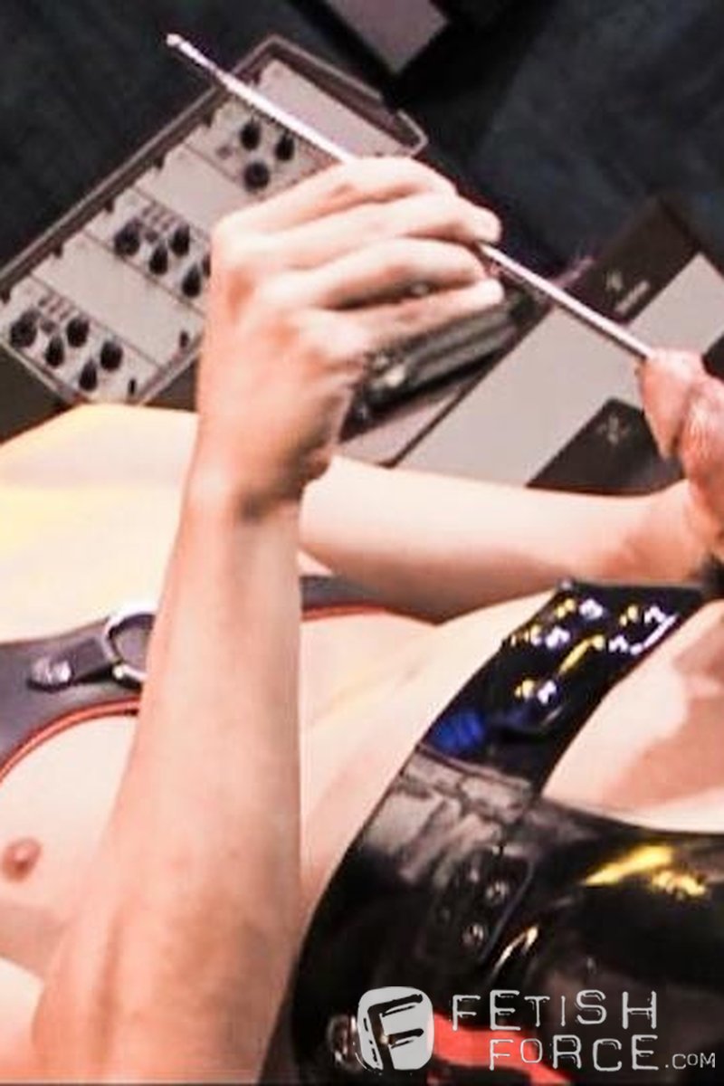 Sounding 3 - Screenshot 1 of 4 - BDSM
