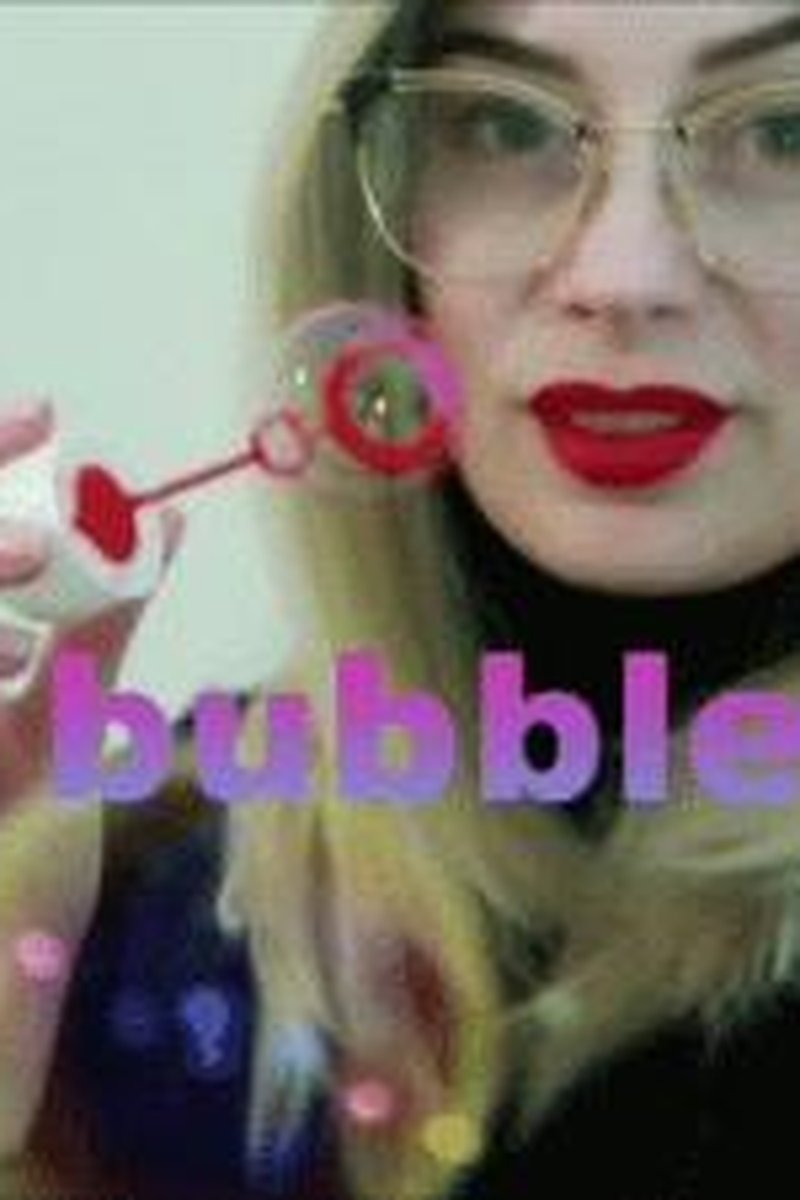Soap Bubbles Custom - Screenshot 1 of 4 - Blonde Hair (Female)