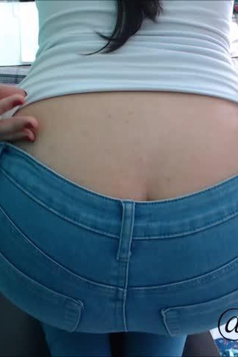 Buttcrack 2 - Screenshot 1 of 4 - Ass Fetish