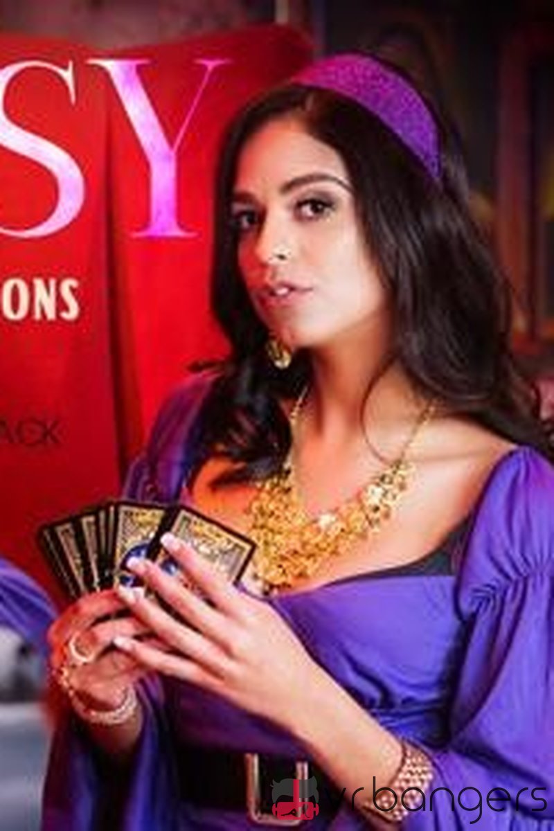 Gypsy Predicktions - Screenshot 1 of 4 - 180°