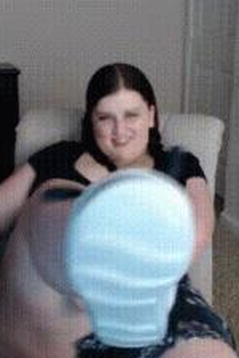 Slipper Licker - Screenshot 1 of 4 - Femdom