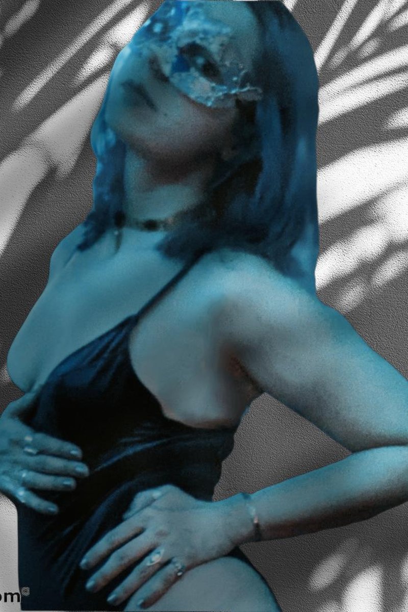 Masquerade - Screenshot 1 of 4 - Alternative Look