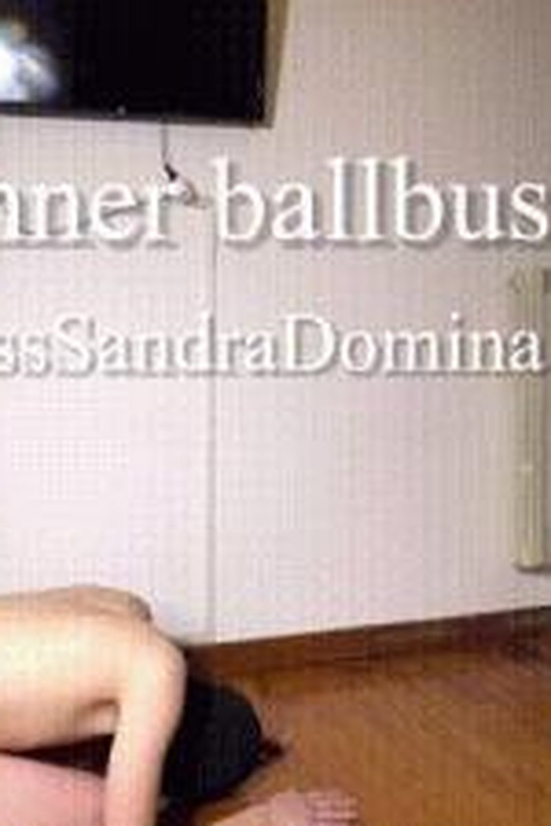 Beginner Ballbusting - Screenshot 1 of 4 - Ass Smothering