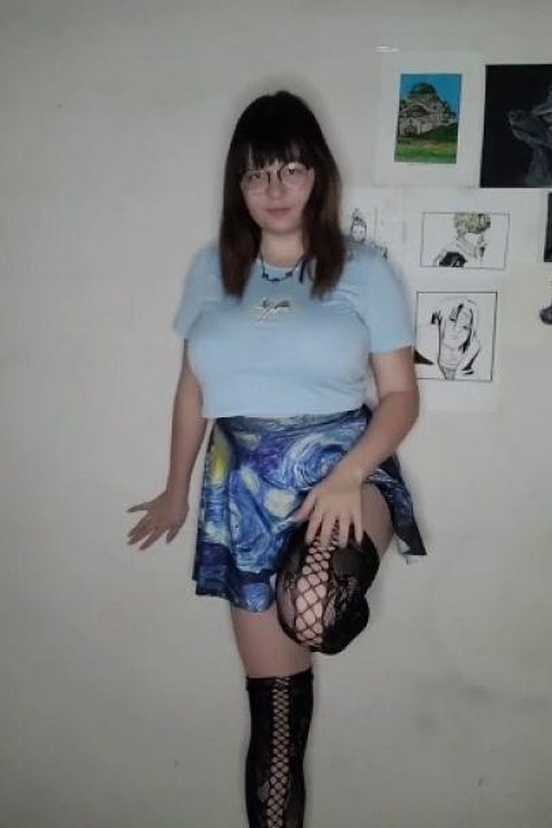 TP-manyvidspolishgirl-curvy-polish-girl-is-teasing-you
