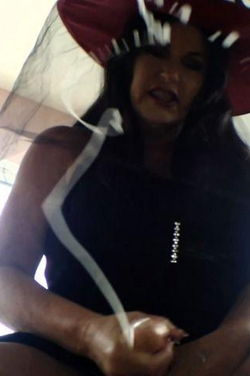 When Sex Spells Go Wrong - Screenshot 1 of 4 - Costume