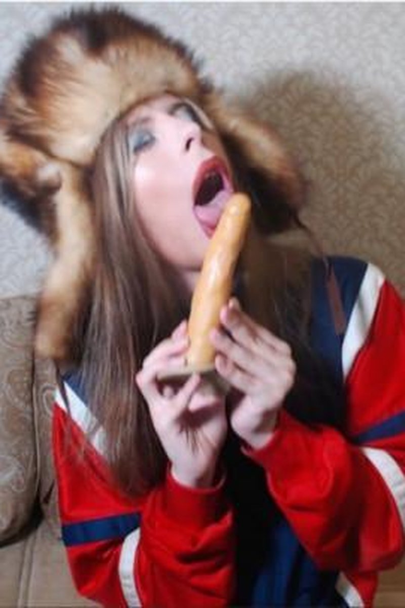 Winter Special - Screenshot 1 of 4 - Anal Masturbation