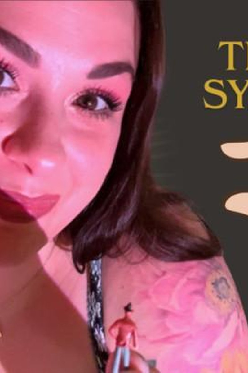 Tiny Man Syndrome - Screenshot 1 of 4 - Ass Fetish