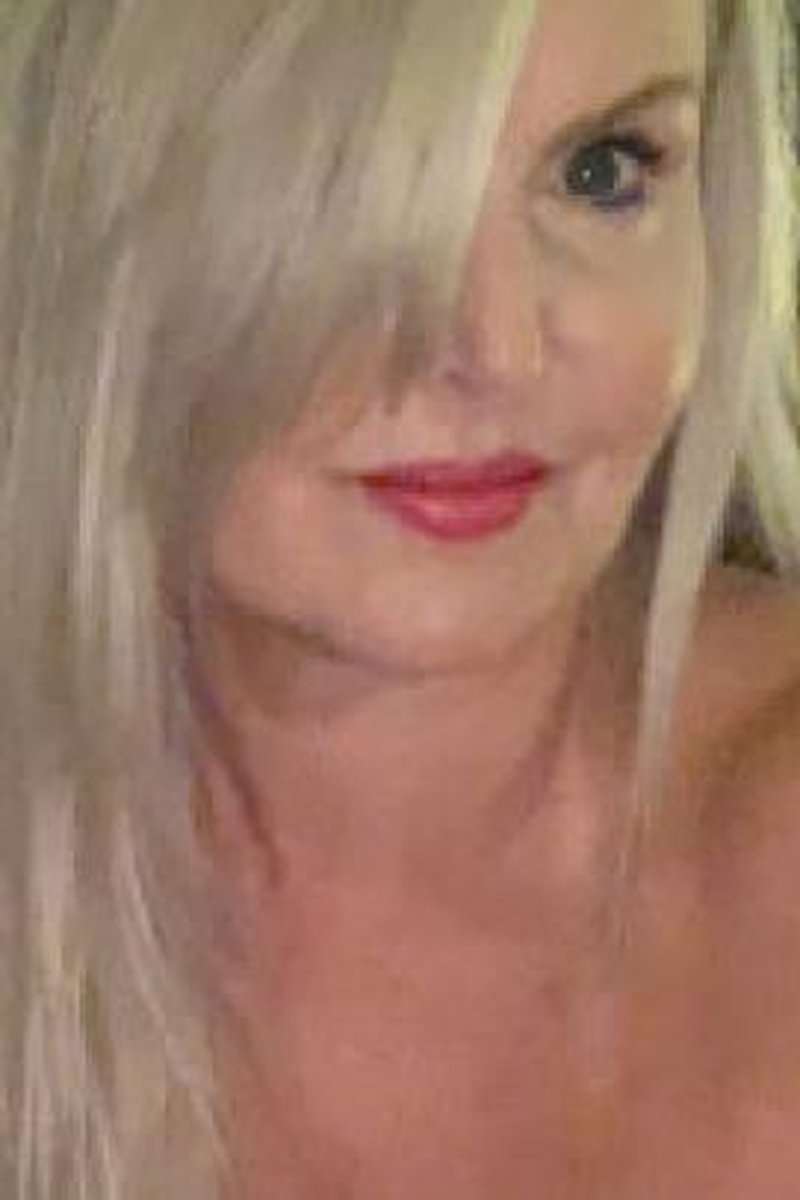 Bodystocking & Dildo - Screenshot 1 of 4 - Blonde Hair (Female)