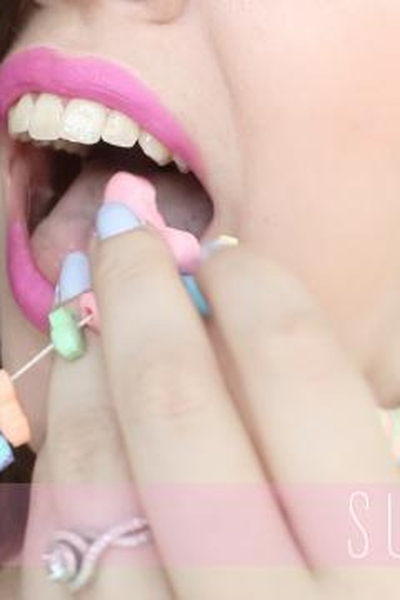 Sugar Fix - Screenshot 1 of 4 - Big Tits