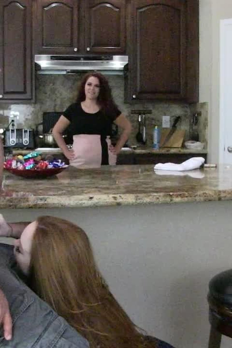 Caught - Screenshot 1 of 4 - Blowjob