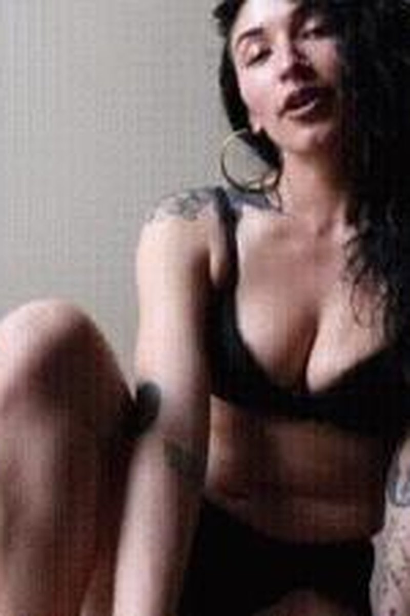 Untamed - Screenshot 1 of 4 - Asian