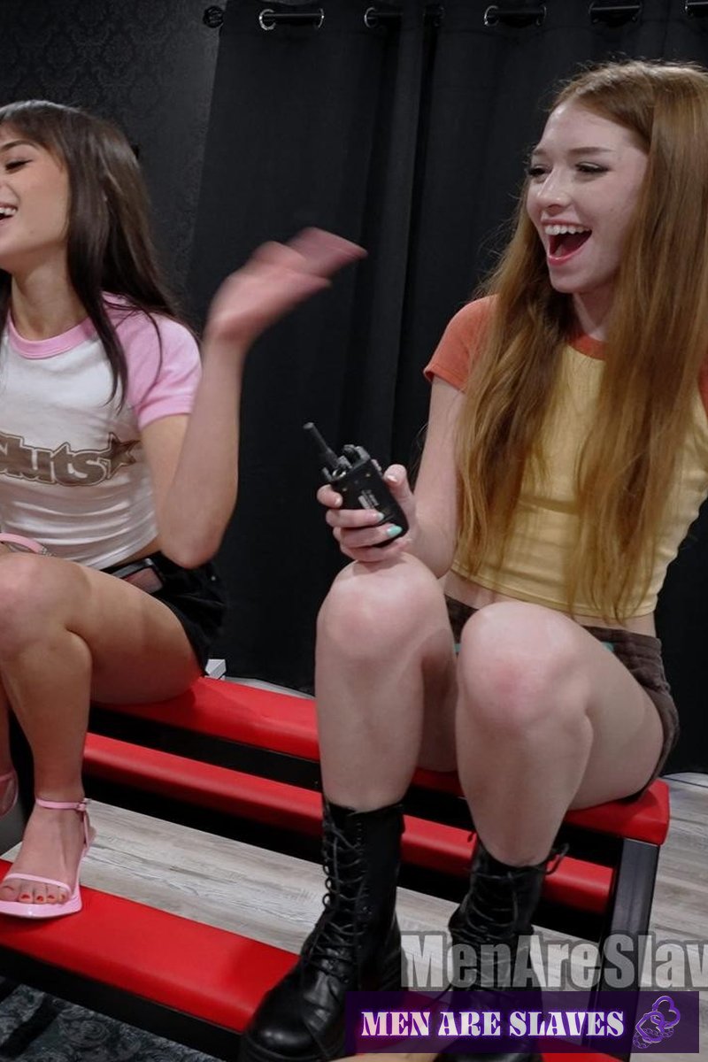 #2220 - Screenshot 1 of 4 - Shoes