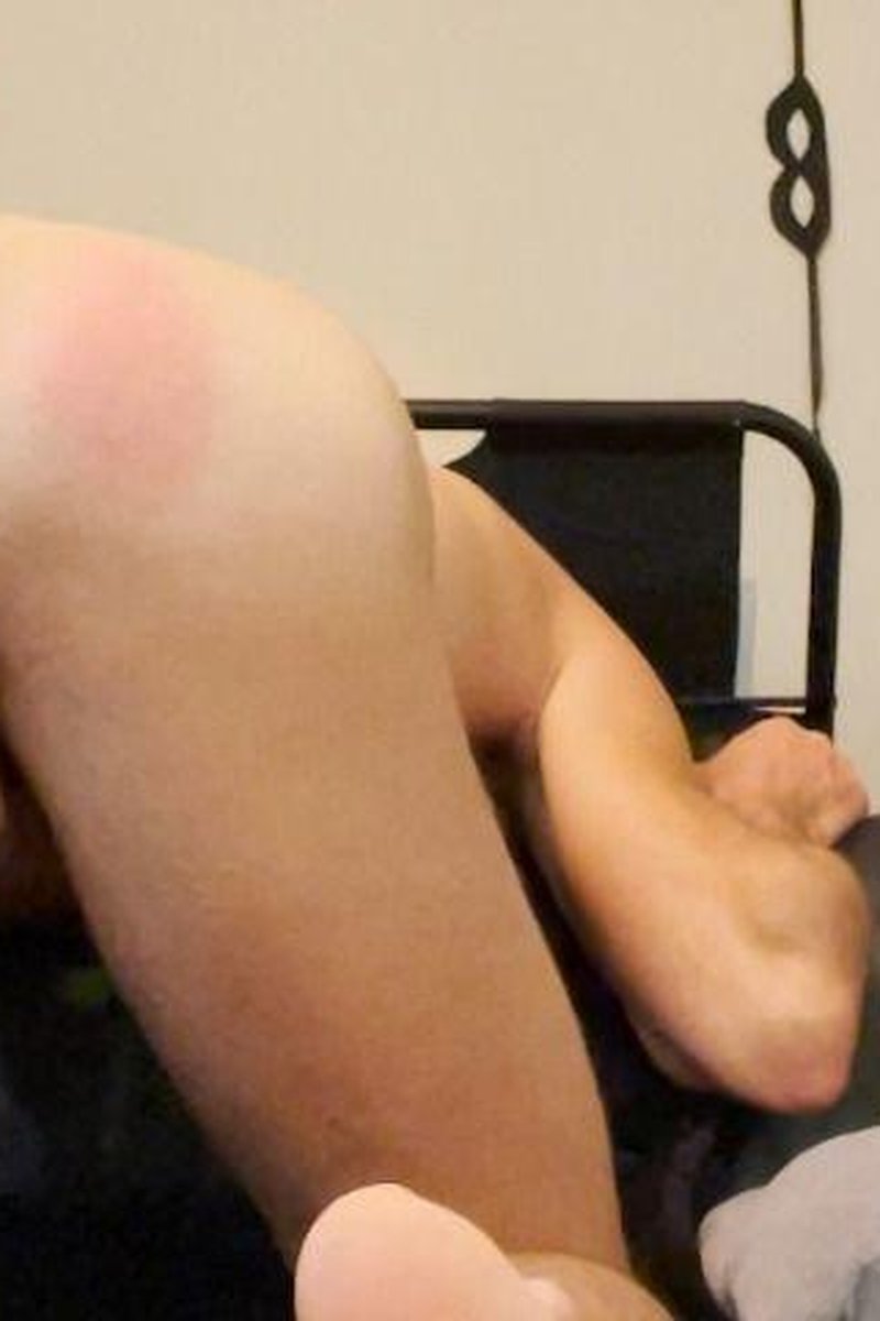 Hot Guy Paddles His Firm Ass - Screenshot 1 of 4 - Ass Fetish