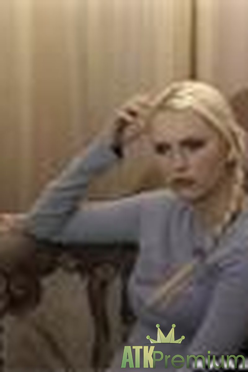 Timea - Interview - Screenshot 1 of 4 - Timea Tim007