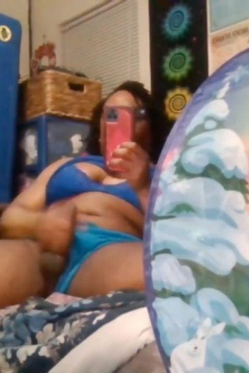 Nice Angle Shot - Screenshot 1 of 4 - Black