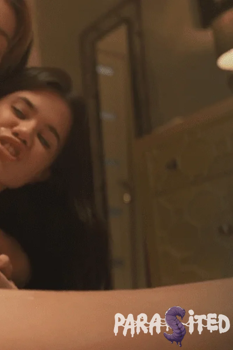 Bubble Trubble - Screenshot 1 of 4 - Lesbian