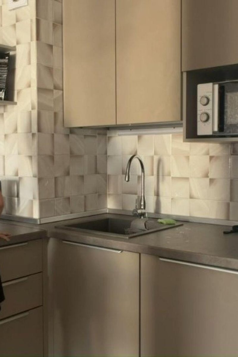 Household Chores - Screenshot 1 of 4 - Ass Fetish