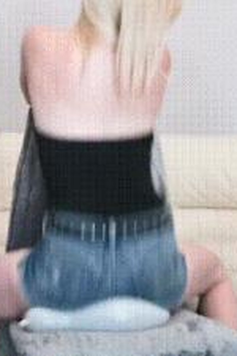 Balloon Lap Dance - Screenshot 1 of 4 - Balloon Fetish