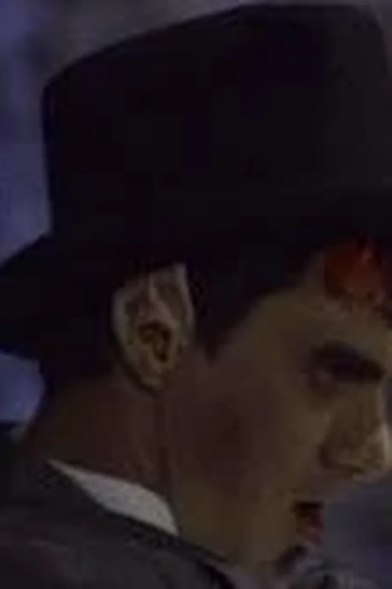 Crossroads - Screenshot 1 of 4 - Teen (18-22)