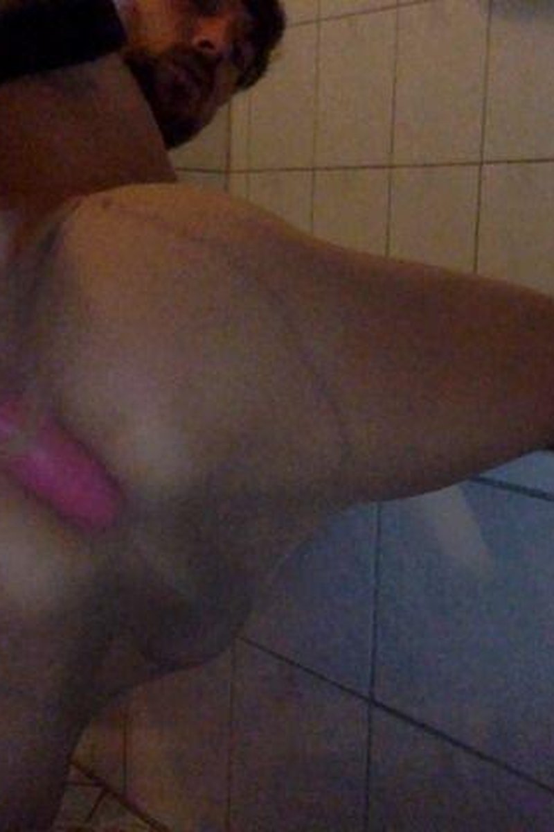 Teasing In Nylons - Screenshot 1 of 4 - Anal