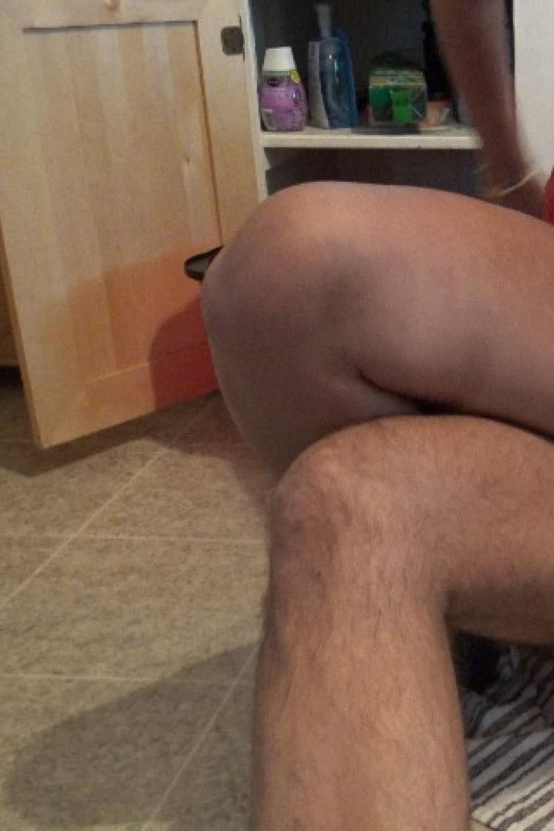 Fucking My Local Plumber Ends In Creampie - Screenshot 1 of 4 - All Sex