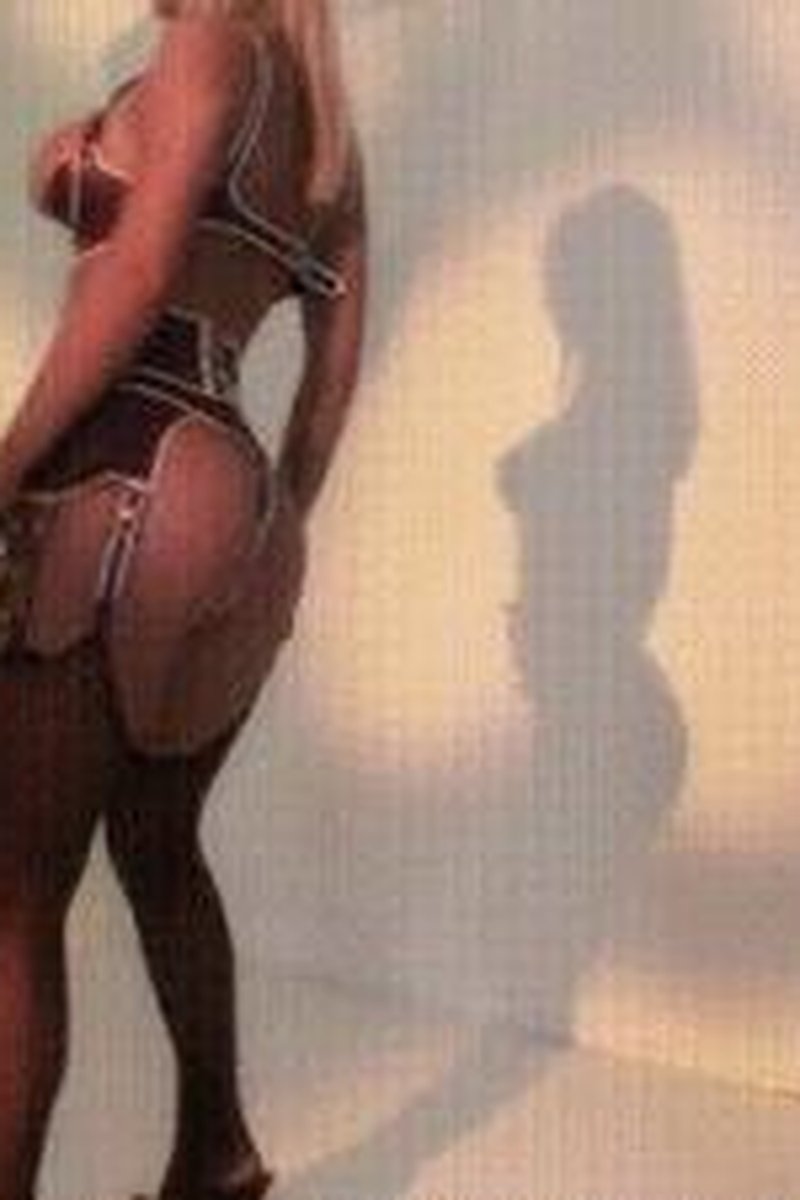 Desire - Screenshot 1 of 4 - Anal