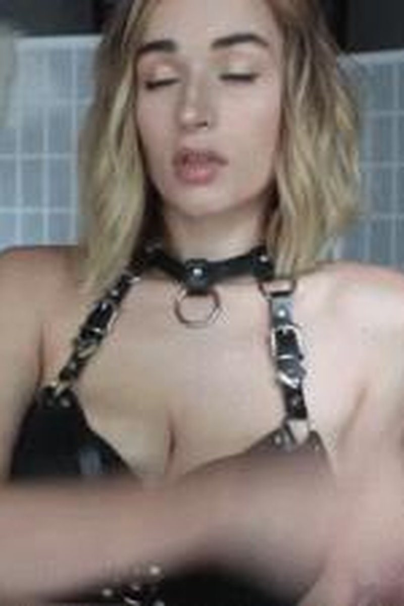 Sissification - Screenshot 1 of 4 - Femdom