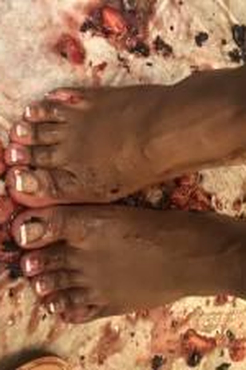 Fruit Stomp - Screenshot 1 of 4 - Foot Fetish