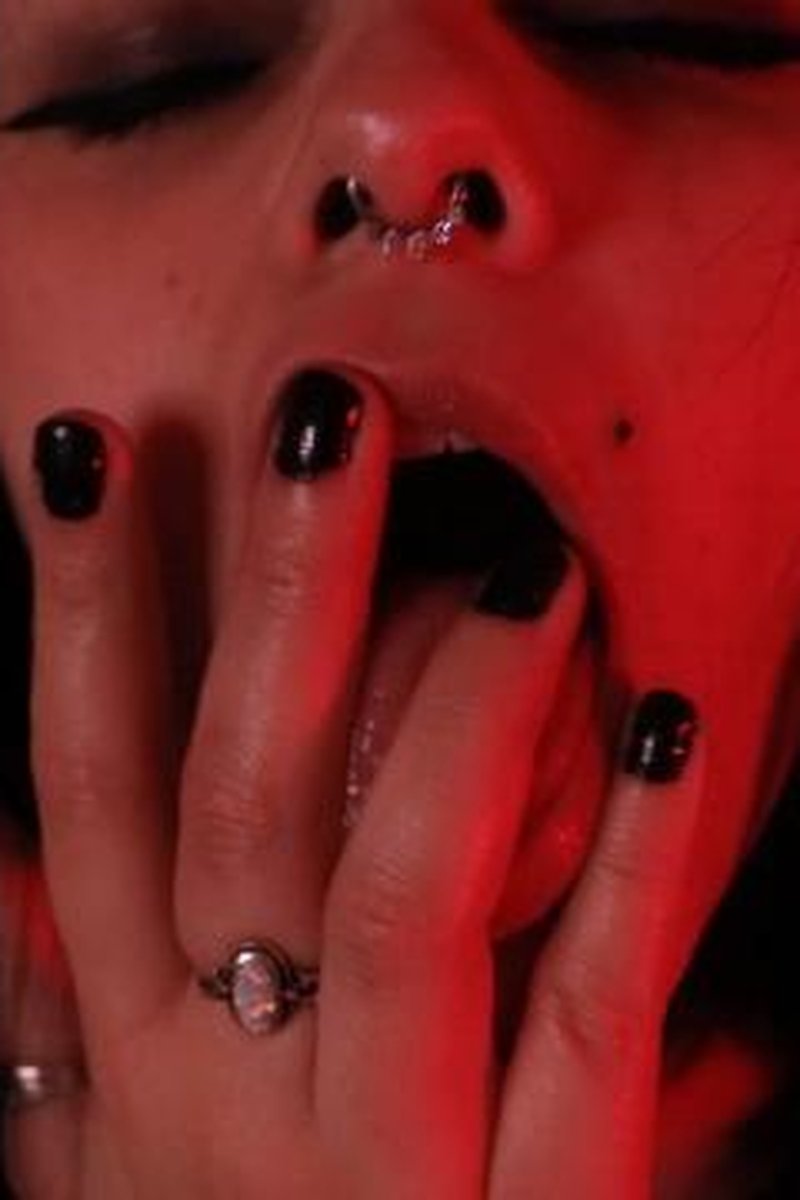 Indulge - Screenshot 1 of 4 - Gagging