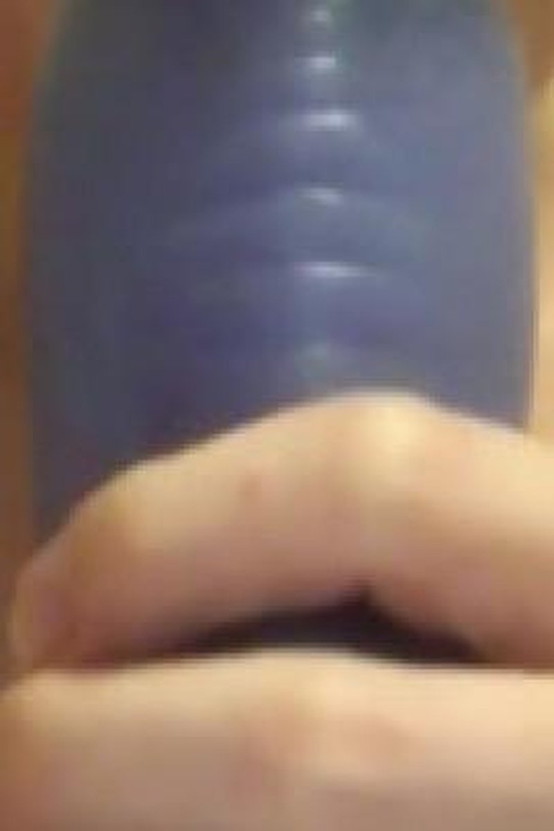 Bad Dragon - Screenshot 1 of 4 - MILF (30+)