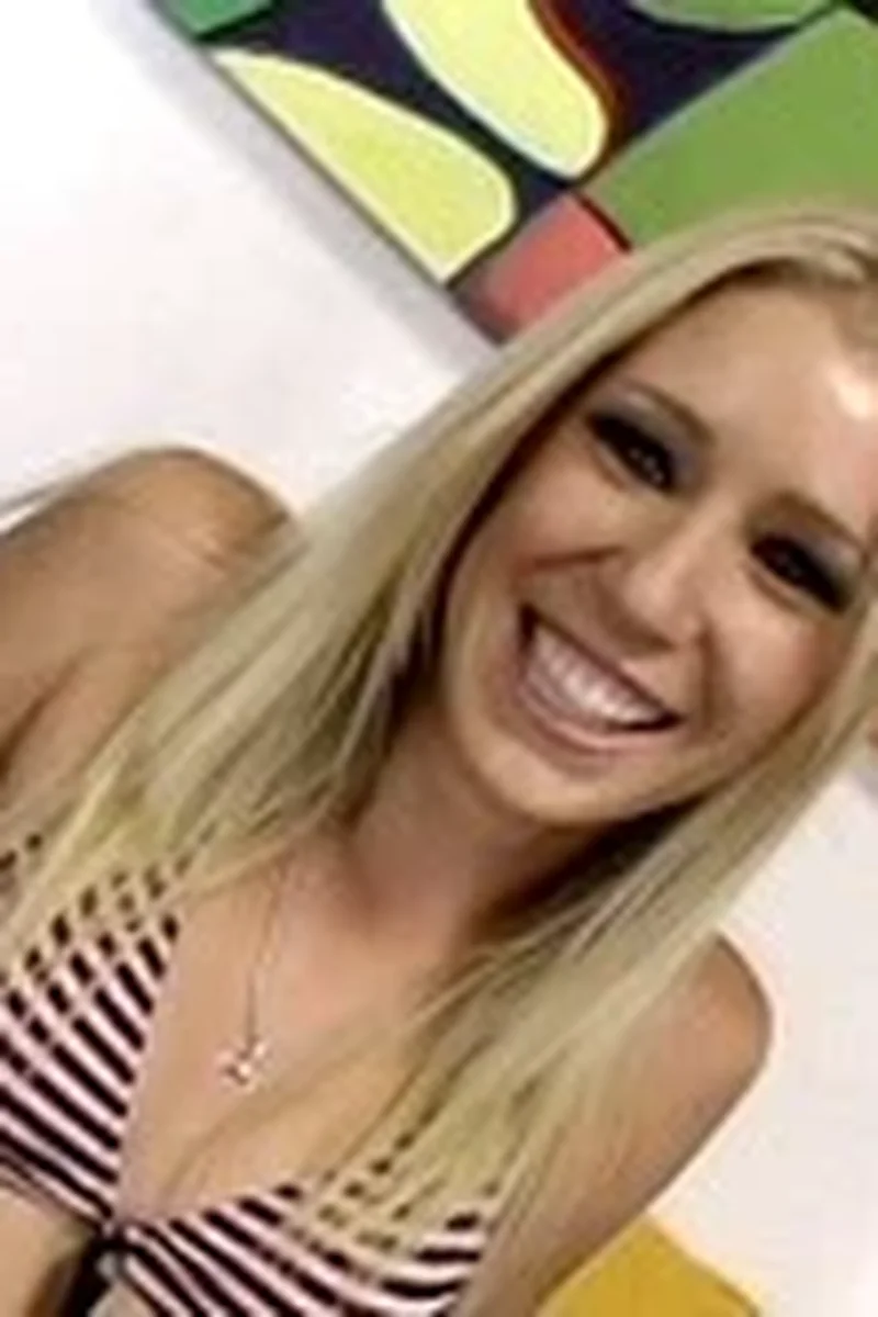 Allison Pierce - Screenshot 1 of 4 - POV