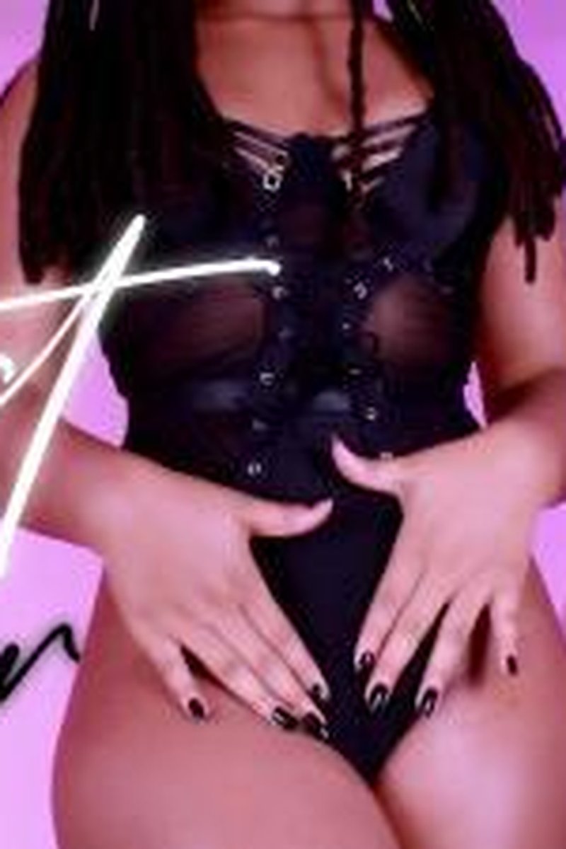 Ghost Her - Screenshot 1 of 4 - Addiction Fetish