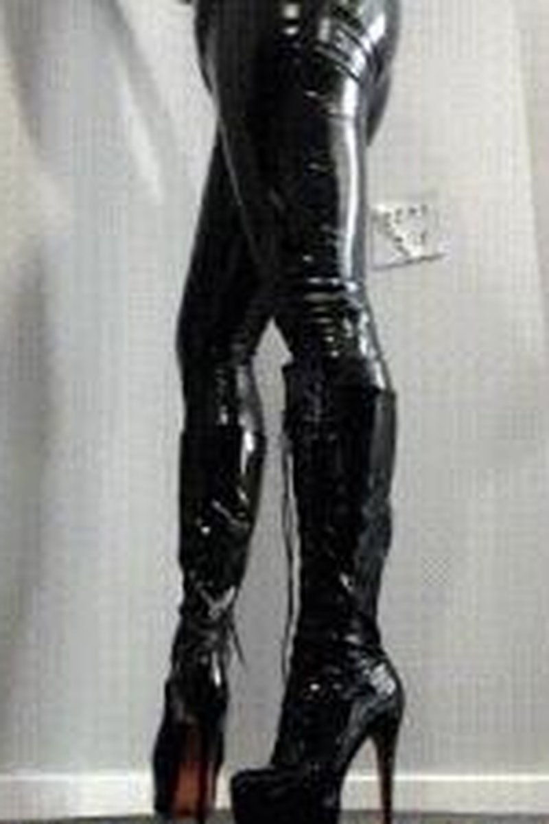 Masters Stable - Screenshot 1 of 4 - Boots