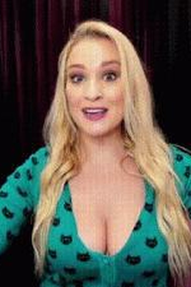 SPH Tax - Screenshot 1 of 4 - Blonde Hair (Female)