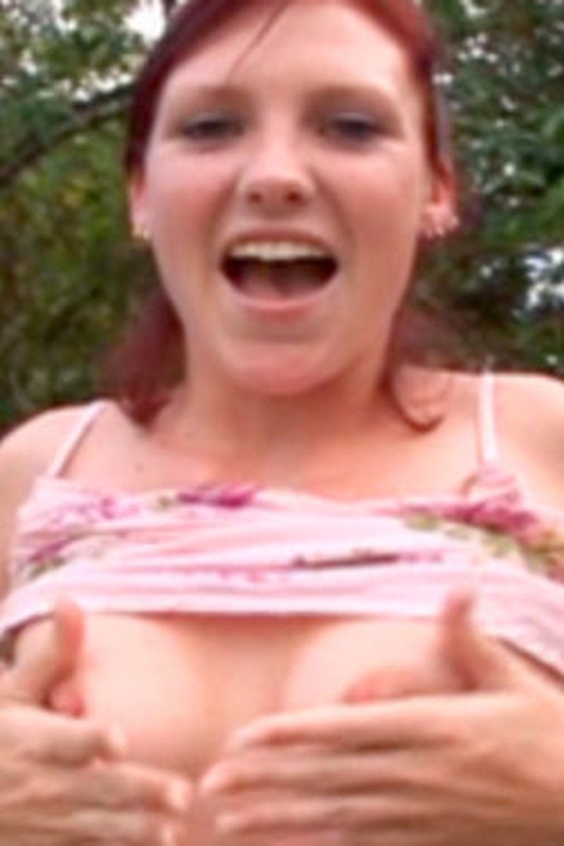 Tasha - Screenshot 1 of 4 - Blowjob