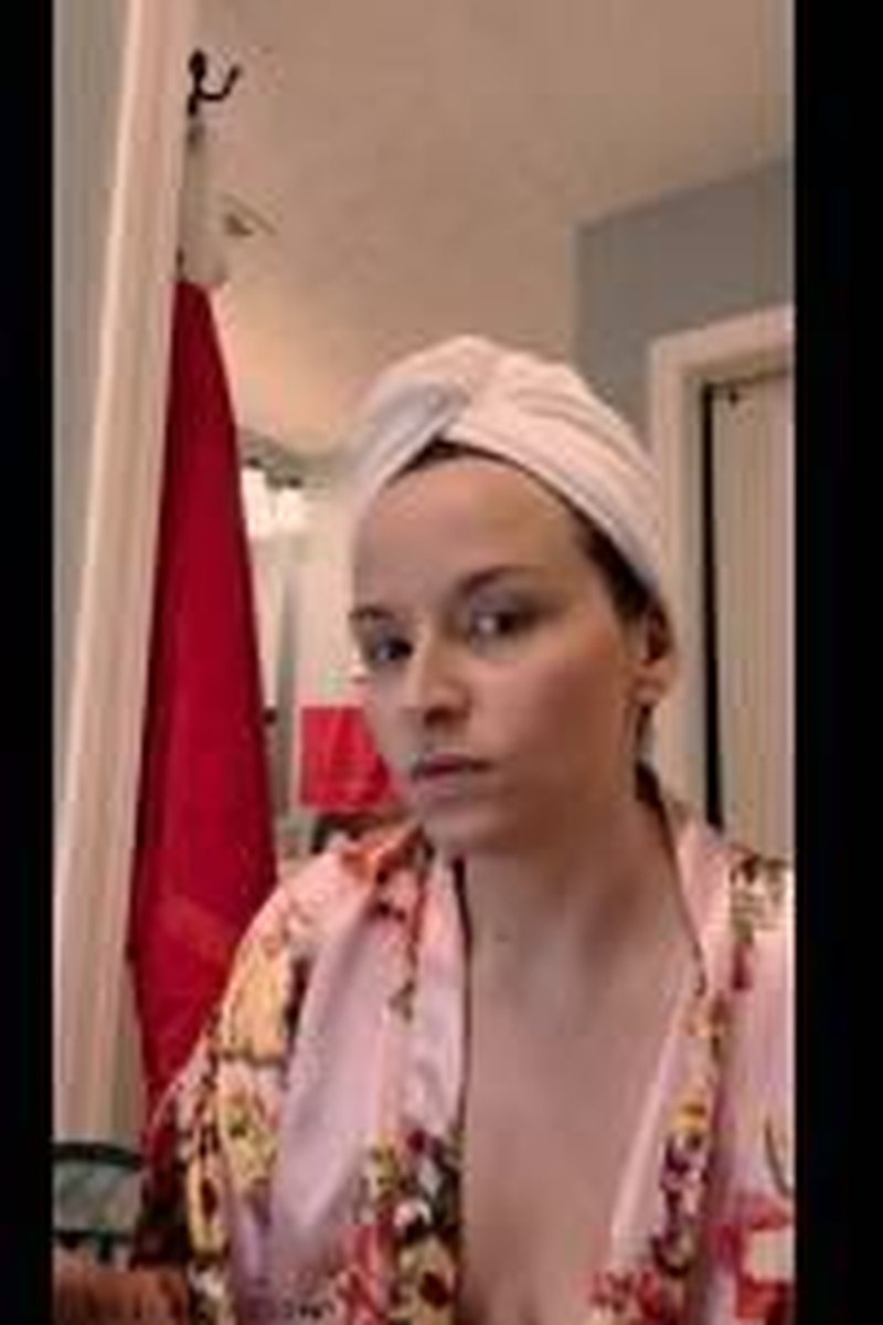 Introducing Olivia Lowen - Screenshot 1 of 4 - Amateur