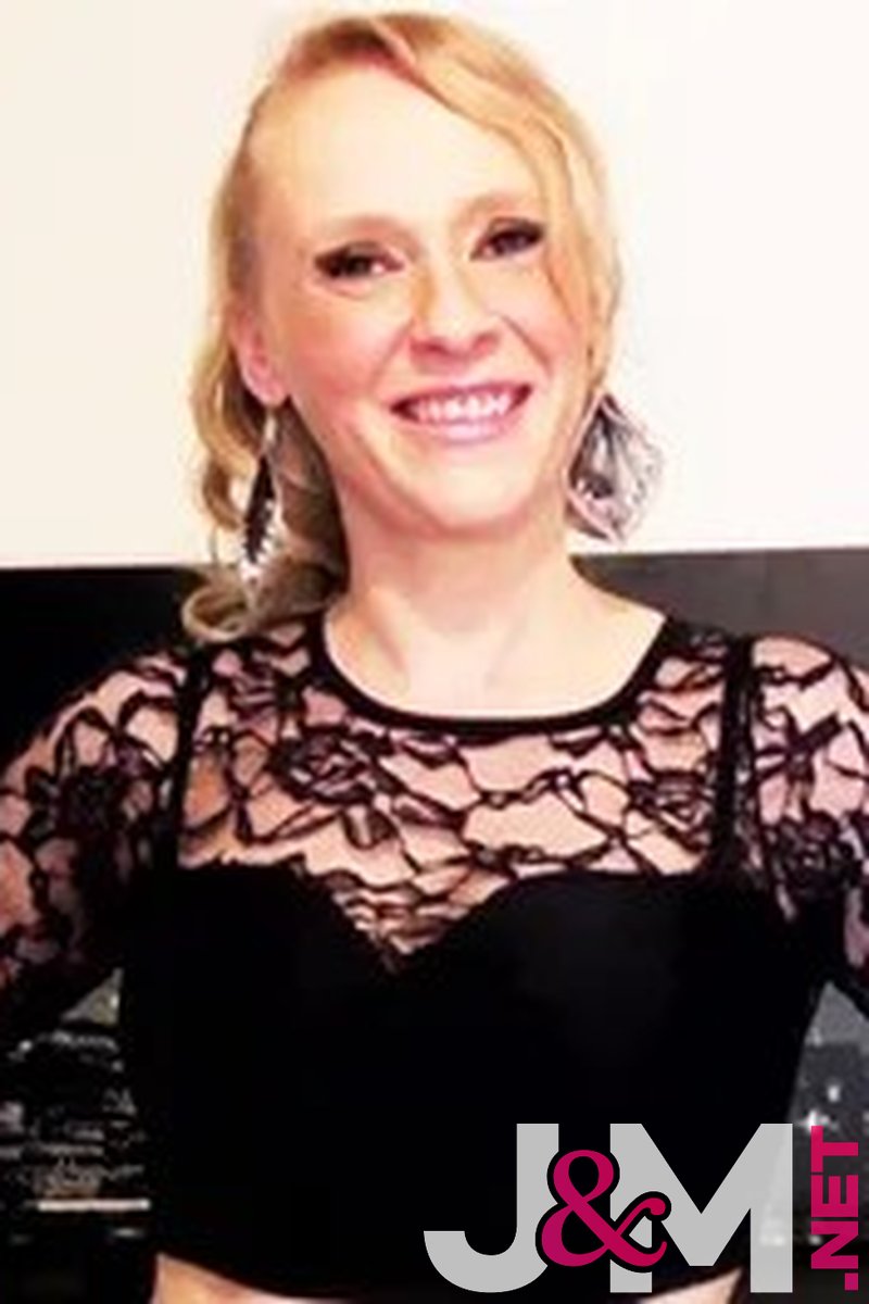 JacquieEtMichelTV – Angie, 40, Throws Herself Into Total Lust!