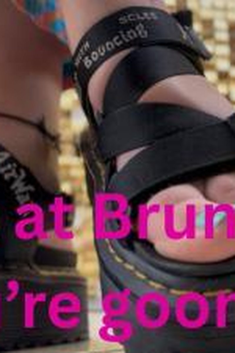 TP-iwantclipsqueenbellalou-brunch-foot-ignore