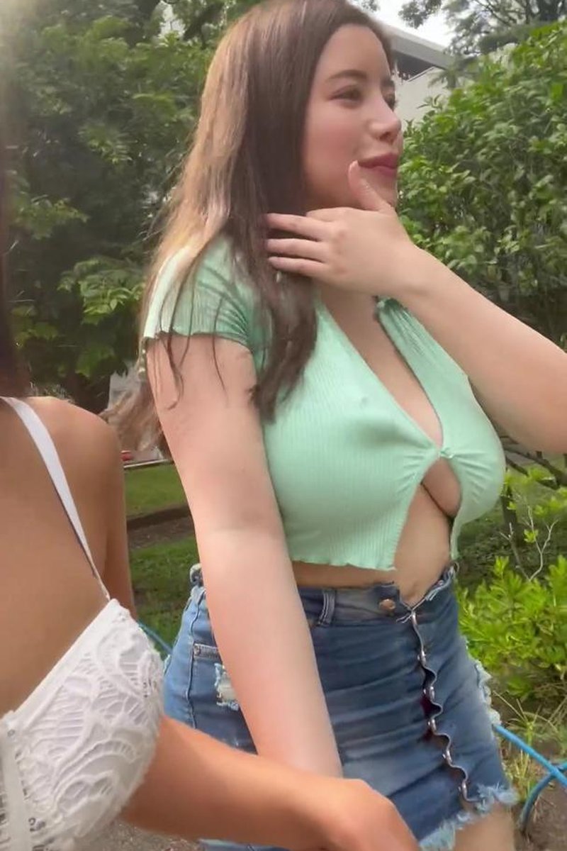 She's So Sensitive - Screenshot 1 of 4 - Asian
