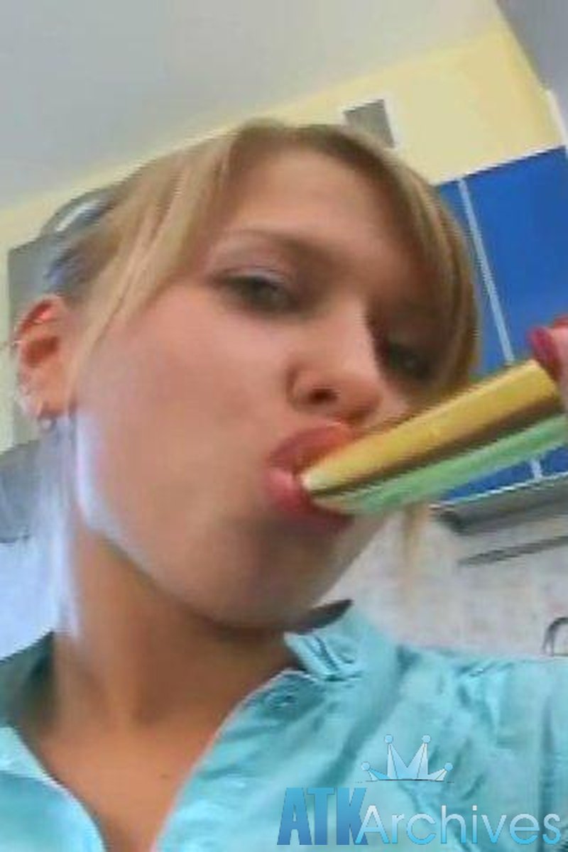 Anna - Action - Screenshot 1 of 4 - Anna Ann073